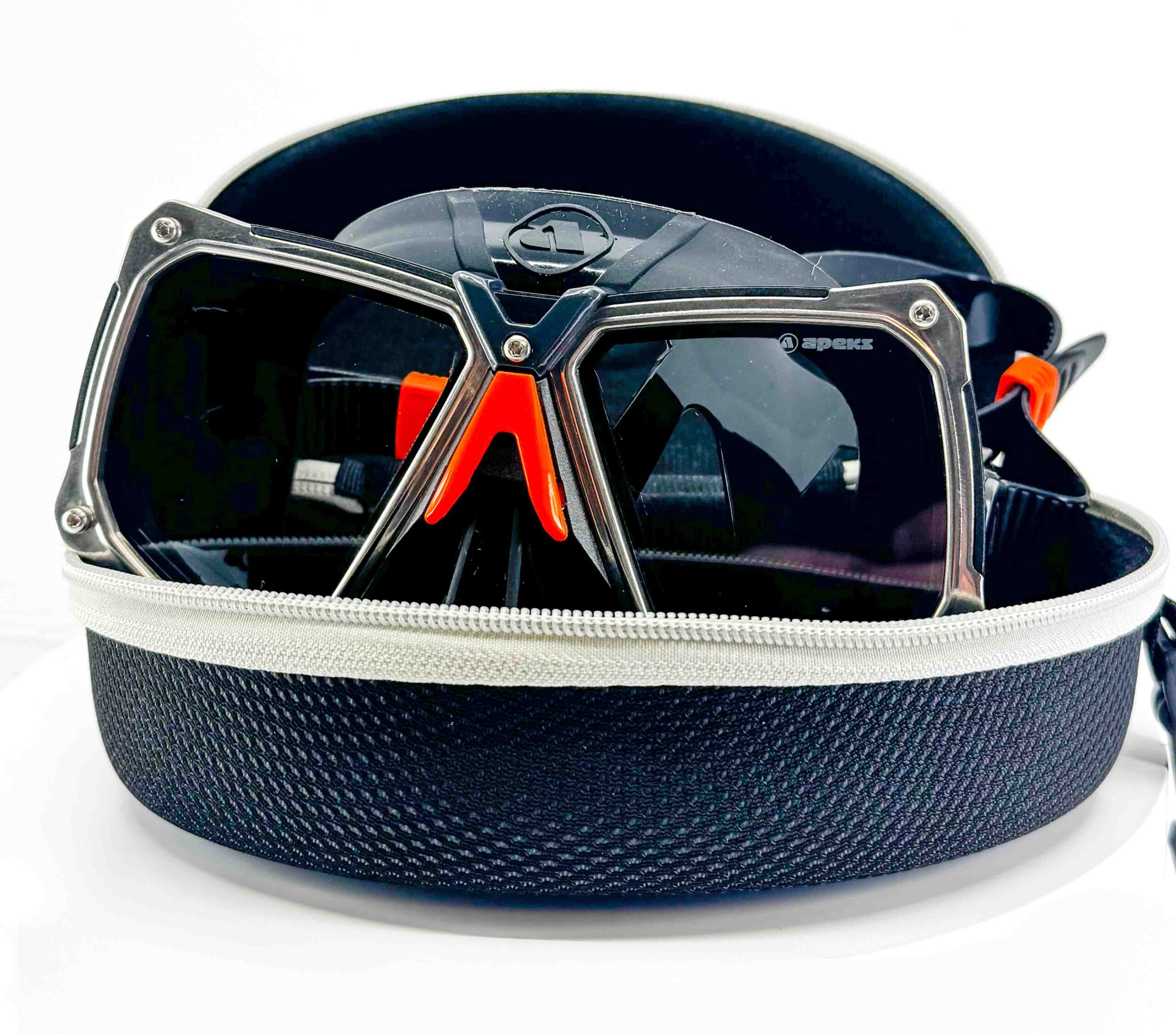 Apeks VX2 dive mask with durable framed design and metal support, available with custom prescription lenses from See the Sea RX.